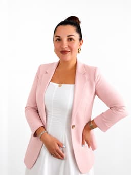Ulyana Melis Uçar — İkamet Danışmanı ve Yeminli Tercüman